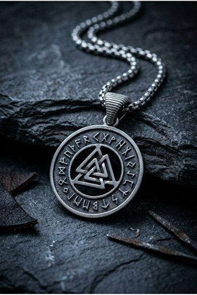 Begondio Viking Run Handcrafted Stainless Steel Chain Men's Necklace