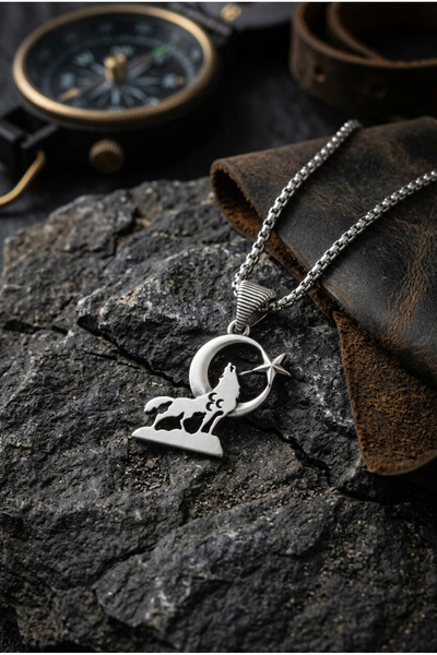 Begondio Moon Star Wolf Handcrafted Stainless Steel Chain Men's Necklace