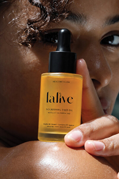 Lalive Nourishing and Brightening Natural Facial Care Oil