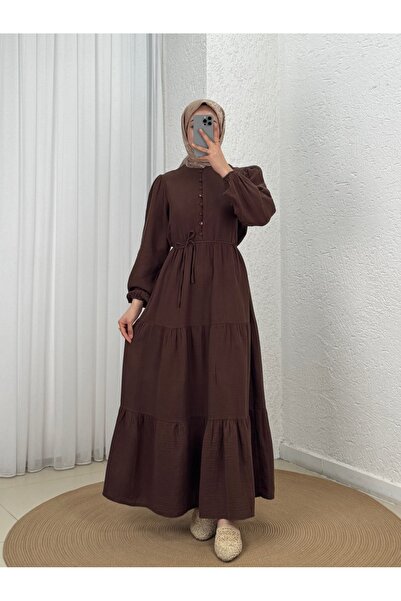 MİHRA STORE فستان موسلين مطوي بأزرار كريستالية-ML2143 بني