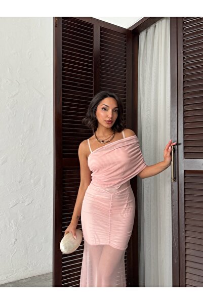 ADAMODA.RO Elegant long mermaid-style dress made of tulle