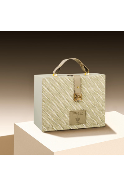 Shayen Paris Parisian Ivory Premium Makeup Bag and Gift Box