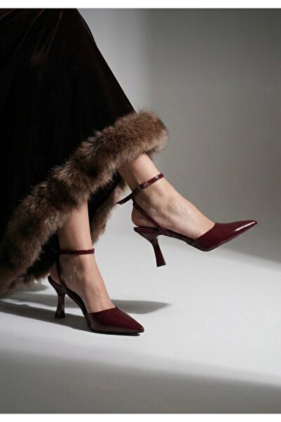 lady feet Kadın bordo Rugan Sivri Burun Bantlı Topuklu Ayakkabı