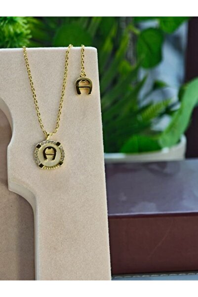 Generic Chain with Accessories