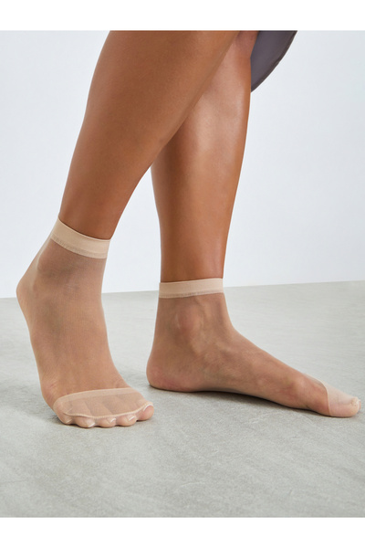 Styli Pack of 4 - Beige Sheer Ankle Socks