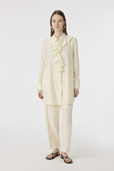 Zühre Volan Yaka Flowy Textured Ivory Suit 1903