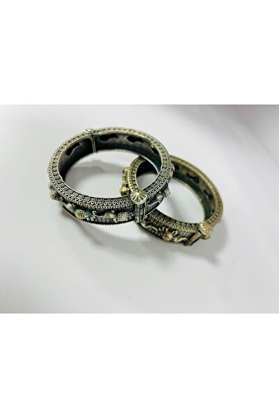 NirVee Vintage-Style Oxidized Silver-Tone Elephant Kada Bangle