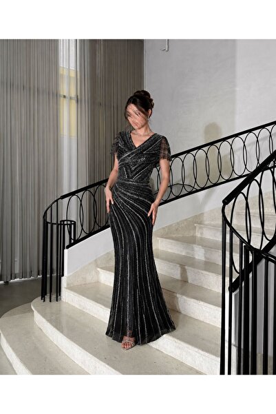 MAYASAN Black Mermaid Dress with Shiny Geometric Lines and Flowing Draping