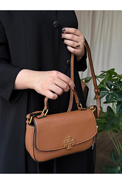 Tory Letter-Shaped Lock Shoulder Bag: American Elegance Hidden in the Details