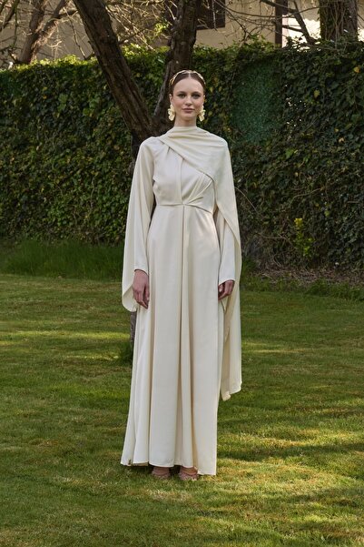 Birgül Bektaş Ecru Arya Shawl Detailed Evening Dress