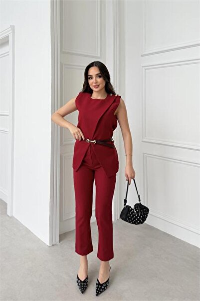 Neşeli Butik costum de damă cu pantaloni și blazer fără mâneci, cu nasturi pe...
