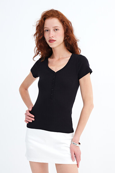 Addax Tricou cu decolteu în V și nasturi P1946