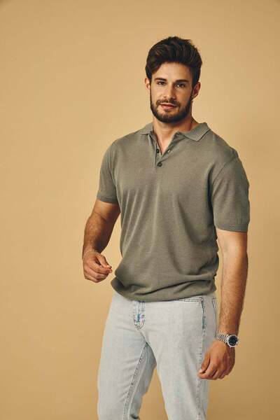 Back And Bond Regular fit button closure khaki knitwear