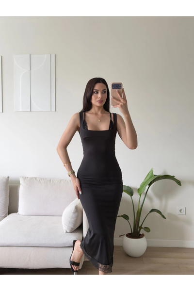 Zoom Butik Güpürlü Kare Yaka Yırtmaçlı Elbise
