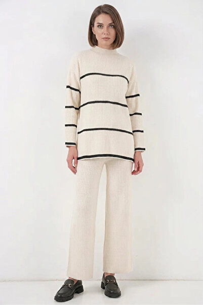 buğrahayalin Women's Turtleneck Oversize Striped Knitwear Ecru Two-Piece Set