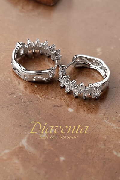 DİAVENTA TAKI VE AKSESUAR Xuping küpe Kadın Halka 2-5mm Baget Kristal Taşlı H...