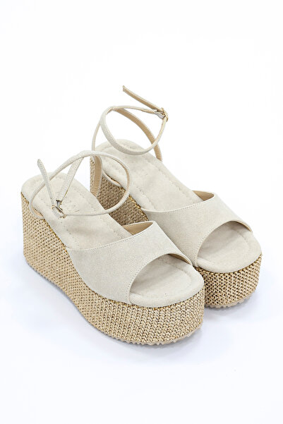 kajal ayakkabı Rs 18140 Single Strap Ankle Strap Straw Heeled Sandals