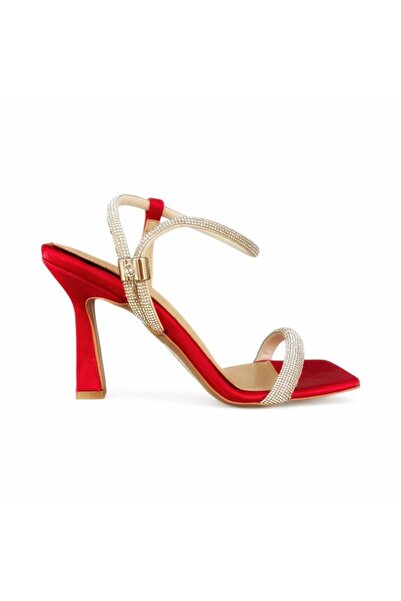 Hayati Arman Women's Stone Detailed Blunt Toe Evening Dress Shoes Red Satin