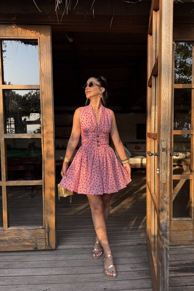 bytugcekaya Rochie mini roz cu buline și decolteu tip halter