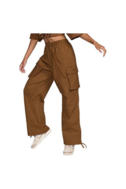 Nike Womens Sportswear Dance Mid-Rise Cargo Pants L