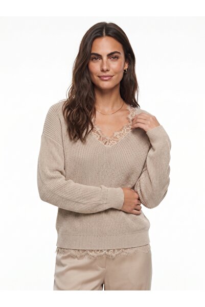 ONLOOX Beige Soft Textured Cotton V-Neck Long Sleeve Lightly Draped Lace Deta...