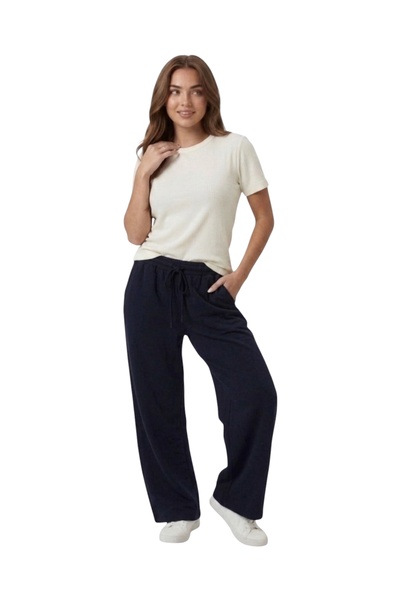 SAAT TEKSTİL Tricou ecru și set de trening cu pantaloni largi bleumarin