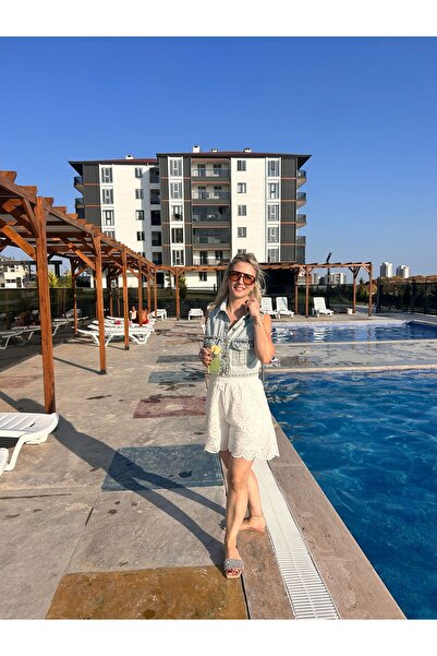BURCHU BUTİK Premium Güpürlü Astarlı Beli Lastikli Şehir Boy Şort
