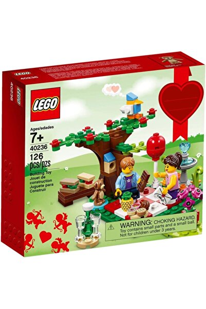 LEGO Romantic Valentine Picnic, 40236