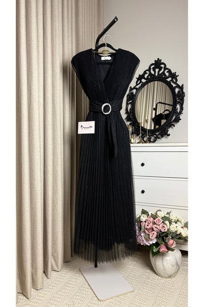 Habiba 👑   Royal Night Magic Dress