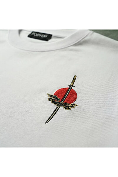 Podyem Kara Bulut Katana Nakışlı Oversize Tshirt