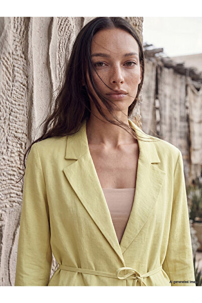LC Waikiki Kuşaklı Kadın Blazer Ceket