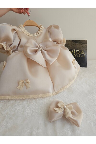Elwirababyboutiqe فستان منفوش بتفاصيل من الدانتيل بتصميم عتيق