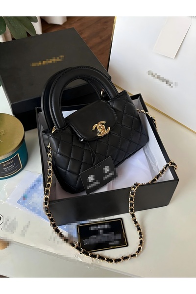 BAGS Handbag and shoulder bag, high quality material, with accessories