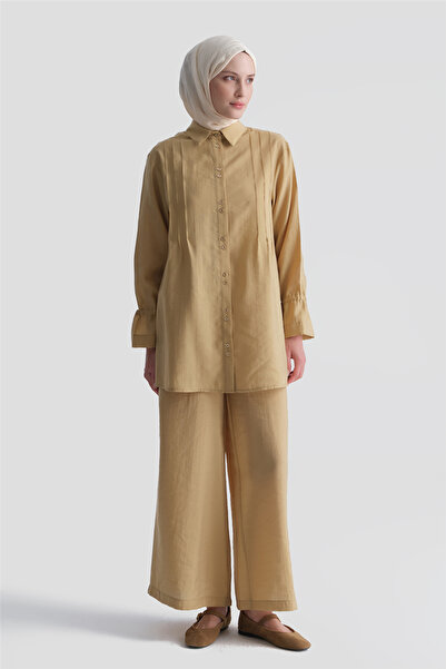 Armine Ribbed Detailed Suit in Olive Green