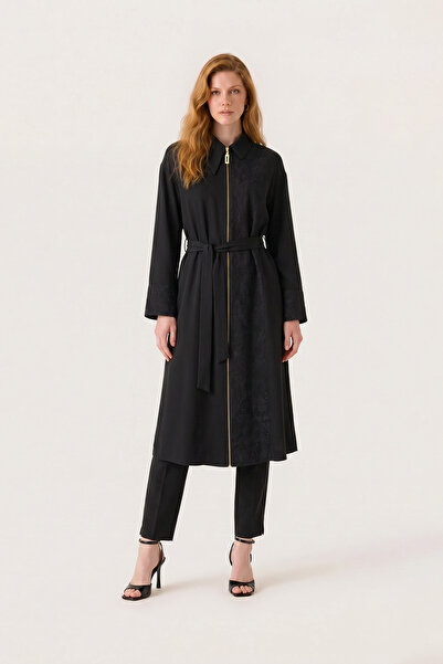 Zühre High Collar Belted Black Dress with Embroidery Detail 0387