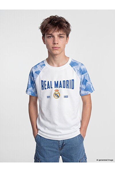 LC Waikiki تي شيرت فيزيون نيو سيزون للأولاد مطبوع عليه ريال مدريد