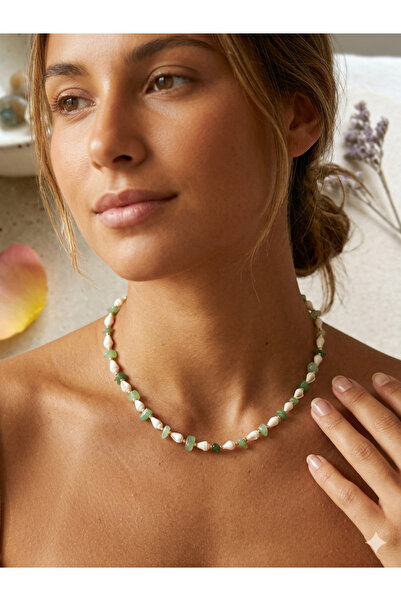 Atolye Ferda Aventurine Cracked Natural Stone and Seashell Detailed Necklace