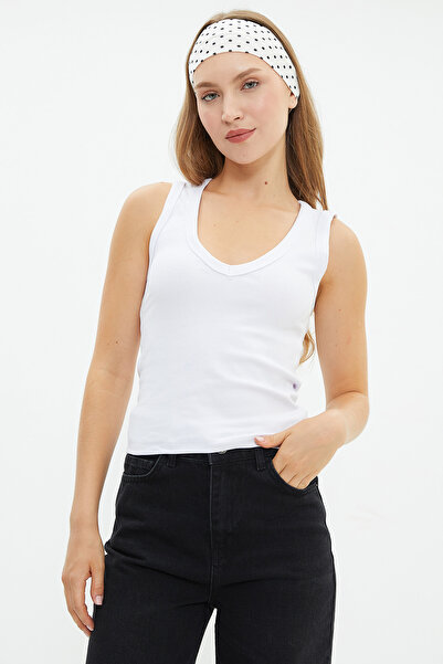 Fulla Moda Basic Ribbed V-Neck Blouse