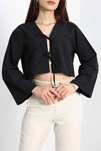 GOOD&DESS Tie-Front Blouse Shirt