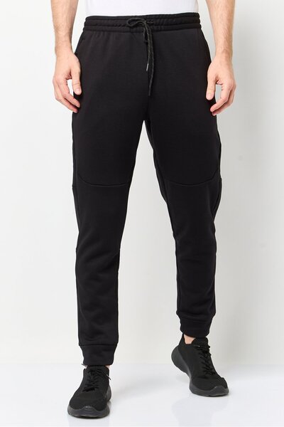 motion Men Sportswear Fit Outdoor Sweatpants, Black