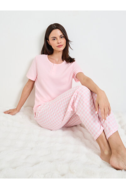 Styli Pink Solid T-Shirt and Checked Pyjama Set