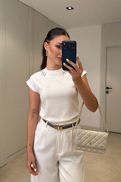 MAGARDE Premium Collar Blouse with Stone Embroidery - White