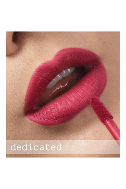 the balm Hughes Liquid Lipstick Ruj Dedicated-7,4 ml