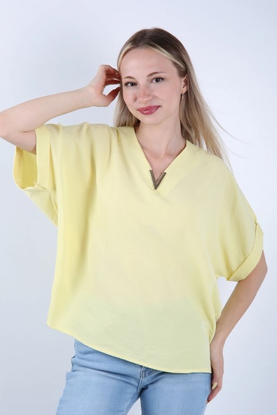 Veni Life Women's V-Neck Draped Woven Blouse with Accessory Detail