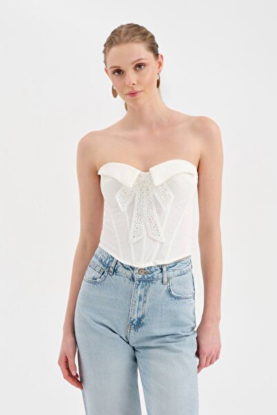tw3 Women's Corset with Covered Bust and Underwire, Front Bow Detail Design