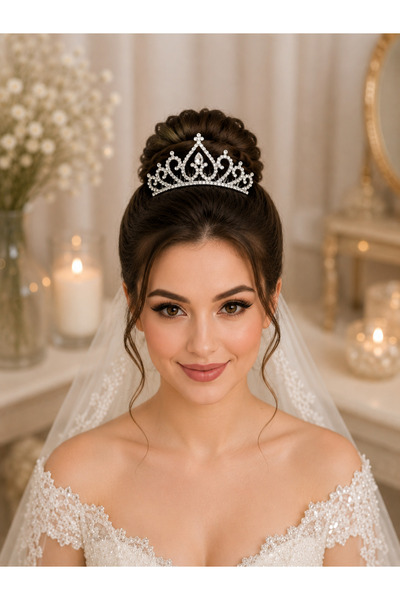 10,5 cm Kalp Figürlü Kristal Taşlı Gümüş Renk Metal Taraklı Gelin Saç Tokası Gelin Tacı Topuz Tokası