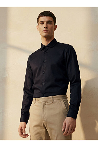 FAV Men Slim Fit Collared Textured Long Sleeves Shirt