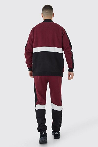 NO BRAND Rochie completă bordo, hanorac lejer, pantaloni Boohooman mărimea S