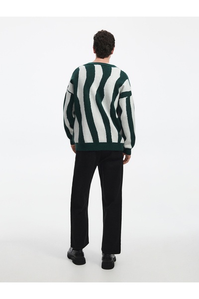 NO BRAND Pulover Alb-Verde Clasic Oversize Mâneci Lungi Cu Nasturi Cu Model L/XL