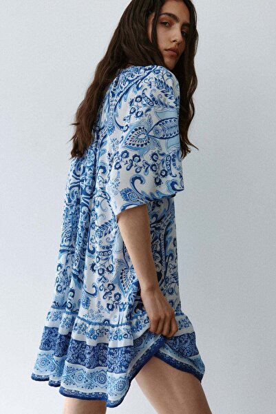 H&M Tie-belt shirt dress